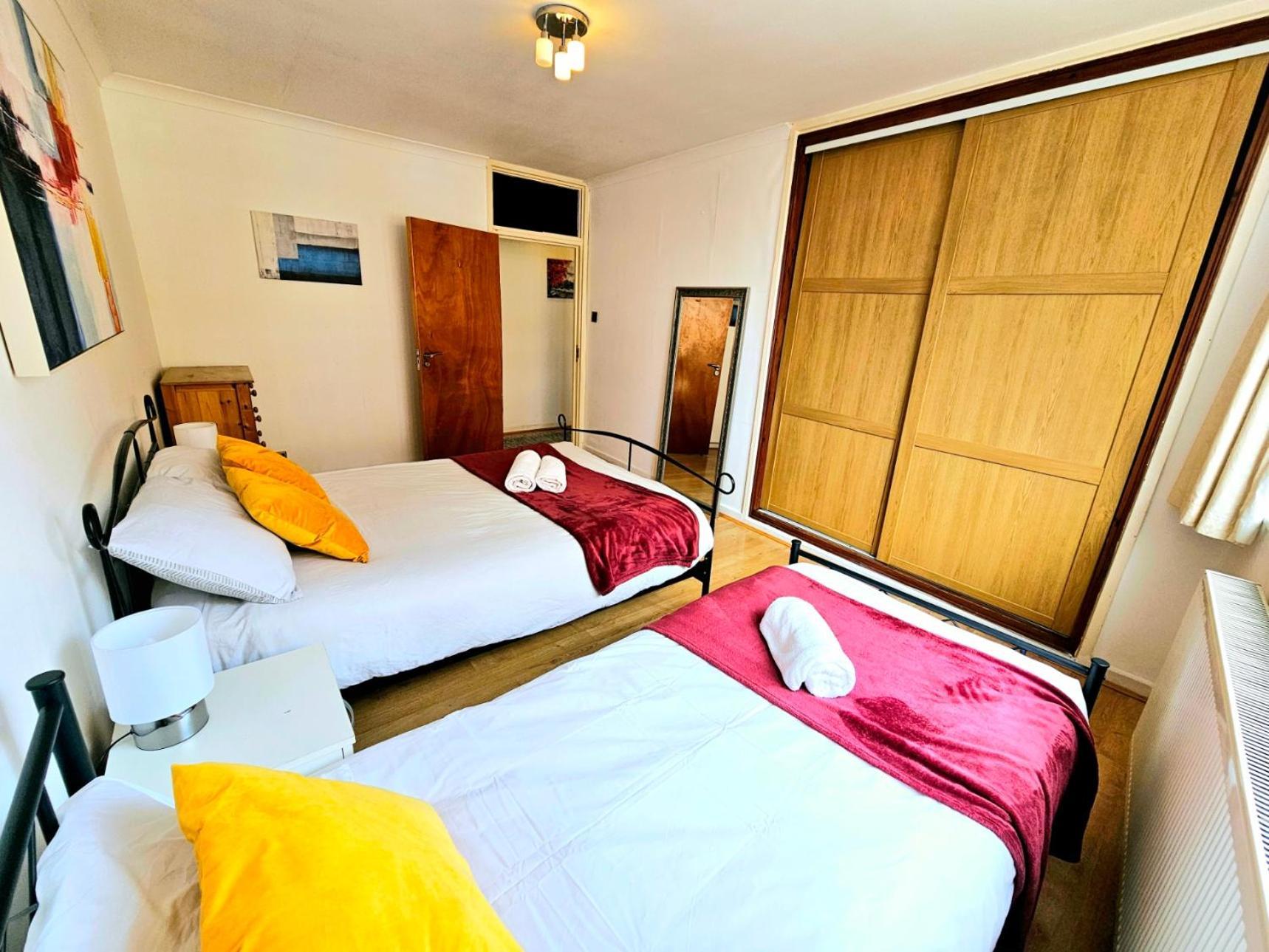 Bright & Spacious Home In Building With Lift, Right Next To Bayswater Station - Walk To Kensington Palace, Hyde Park, Little Venice & Notting Hill Λονδίνο Εξωτερικό φωτογραφία