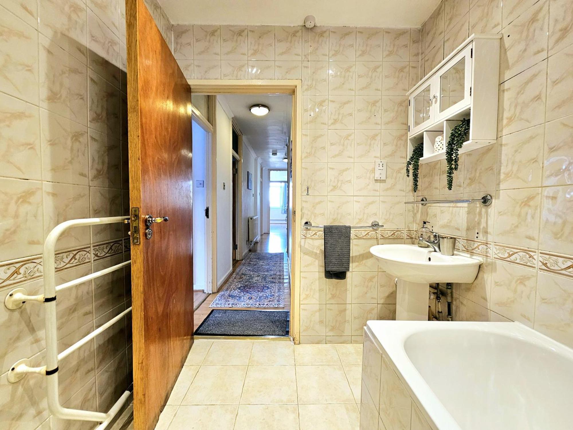 Bright & Spacious Home In Building With Lift, Right Next To Bayswater Station - Walk To Kensington Palace, Hyde Park, Little Venice & Notting Hill Λονδίνο Εξωτερικό φωτογραφία